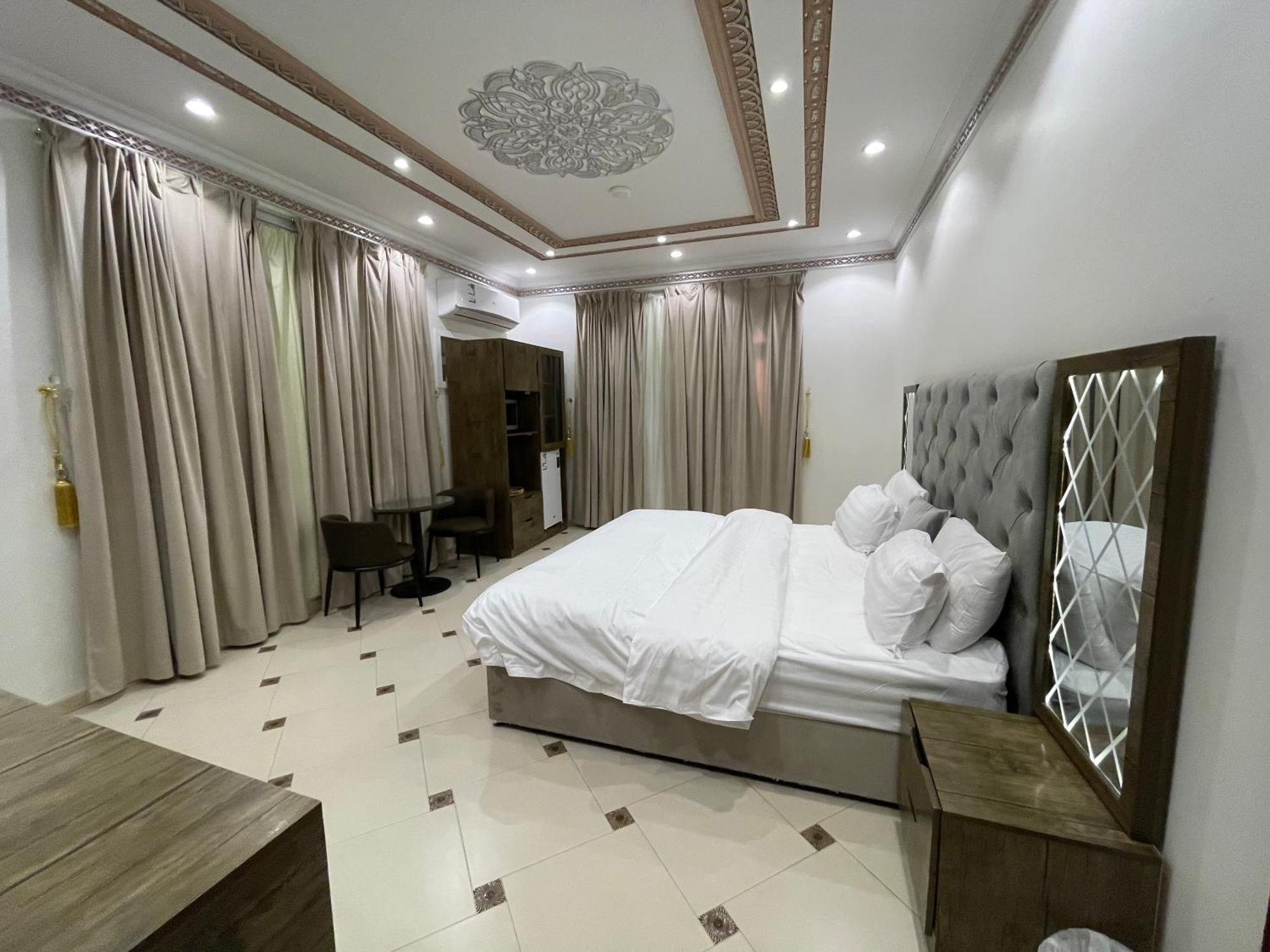 Friday Suites Al-Ula Extérieur photo