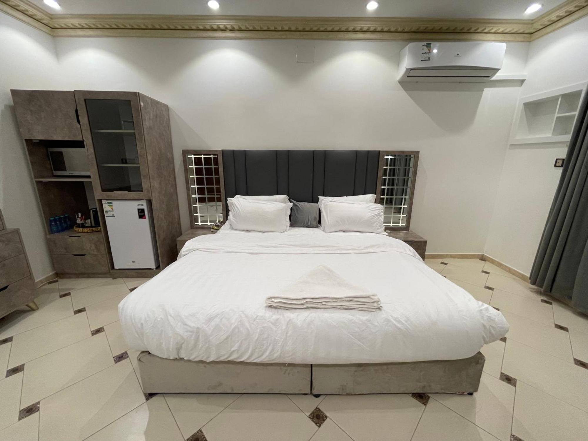 Friday Suites Al-Ula Extérieur photo
